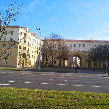 Apartnet. центр у метро - краснозвездная Apartment